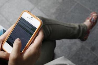 The Indian Railways is developing the new app to work as a full-fledged inquiry system providing information on arrivals, departures, delays, cancellations, platform number, running status and berth availability. (Reuters)