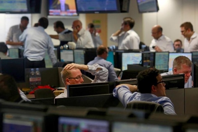 The Chinese and U.S. stock markets are going in opposite directions. (Reuters)