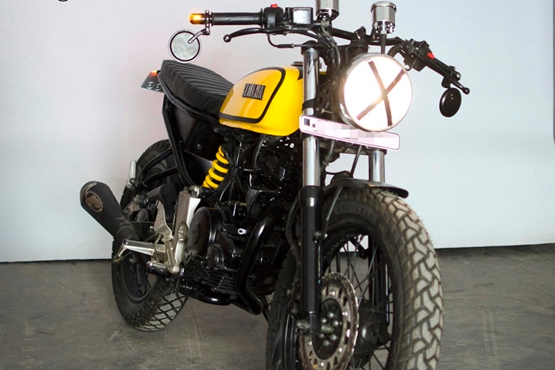 The custom builder also lowered the handlebars to lower the riders position, which would help reduce wind resistance.