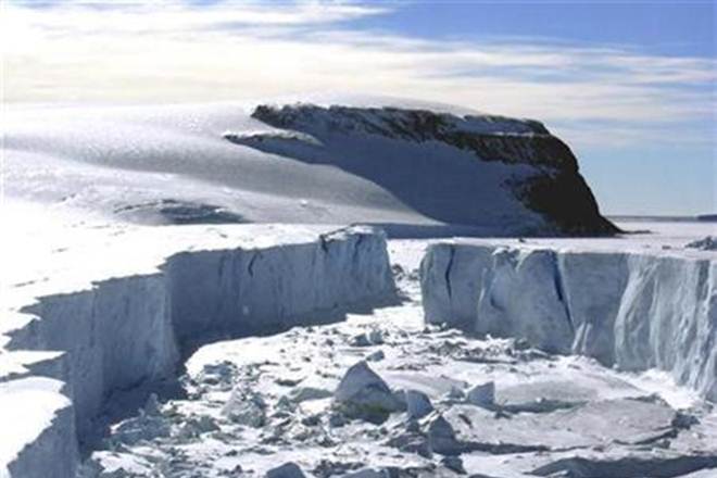 Scientists calculated that the mountains have been shaped by an ice sheet over a million-year period, beginning in a climate some 20 degrees warmer than at present. (Reuters) Scientists calculated that the mountains have been shaped by an ice sheet over a million-year period, beginning in a climate some 20 degrees warmer than at present. (Reuters)