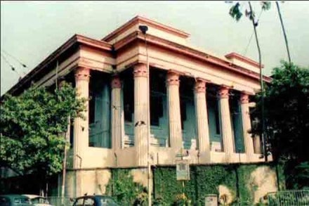 The Society has paintings such as Cleopatra by Guido, Cupid asleep on Cloud by Sir Joshua Reynolds, A Ghat at Benares by Thomas Daniell, Warren Hastings by Tilly Kettle. (Image Source- Asiatic Society Website)