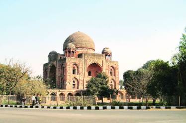 The tomb of Abdul Rahim in New Delhi