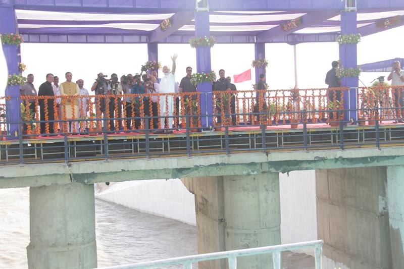 PM Narendra Modi's Gujarat visit, PM Narendra Modi, Gujarat visit, PM Modi, Modi, Kandla port, linked with Iran's Chabahar, Iran Chabahar, Iran, 993 crore, development of Kandla Port, development, foundation stone, slew of developmental projects, KPT, Gujarat, Kutch district, Bhachau, Tappar dam, river Narmada, Narmada, india, financial express