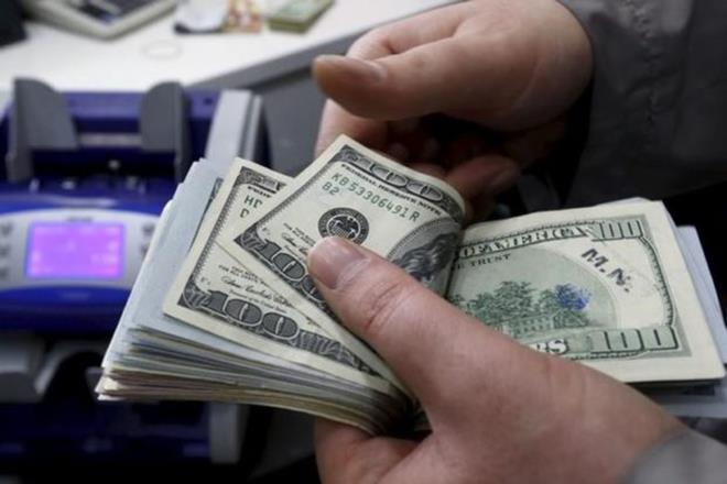 The dollar index, which measures the greenback's value against a basket of six major currencies, last traded at 98.855 . On Monday, it touched a low of 98.787, its weakest level since May 8. (Reuters) The dollar index, which measures the greenback's value against a basket of six major currencies, last traded at 98.855 . On Monday, it touched a low of 98.787, its weakest level since May 8. (Reuters)