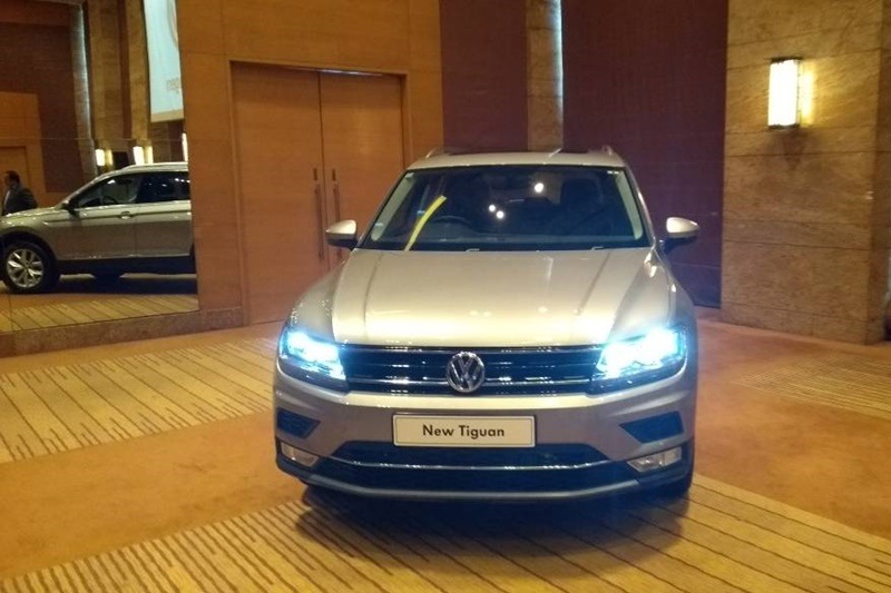 Volkswagen has introduced the much-awaited Tiguan SUV in India at a starting price of Rs 27.98 lakh, ex-showroom Delhi. It is available in two variants, Comfortline and Highline with only one engine option as well as one transmission option.The Tiguan is the first product in India from Volkswagen based on the MQB platform. It has been positioned as a premium offering by the German carmaker which may require Volkswagen to also improve their after sales experience. According to the 2016 JD Power CSI (Customer Service Index) Study, Volkswagen India scored 790 points while the mass market average stood at 880 points