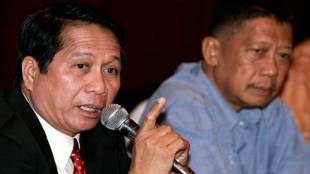 Philippine, government, communist insurgents, dispute, rebel order, fighters