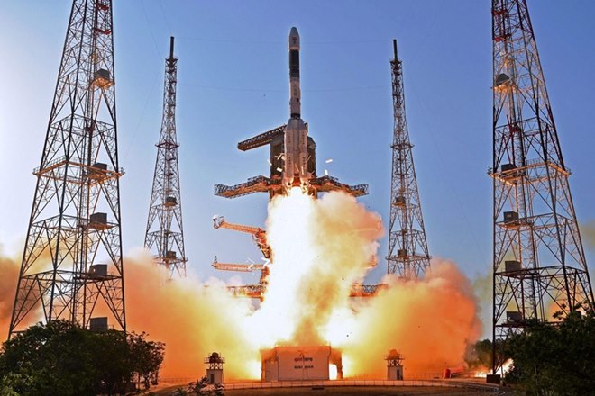 GSAT 9, South Asia satellite GSAT 9 launch photos, South Asia satellite GSAT 9, ISRO satellite launch, narendra modi