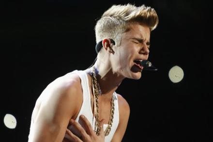 Justin Bieber, India concert, Coldplay, JustinBieberIndia, Purpose World Tour Justin Bieber, India concert, Coldplay, JustinBieberIndia, Purpose World Tour
