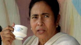Mamata, Kolkata, Mamata Banerjee, West Bengal, induction of two ministers, Governor Keshari Nath Tripathi, Ujjwal Biswas, Chandrima Bhattacharya, Raj Bhavan