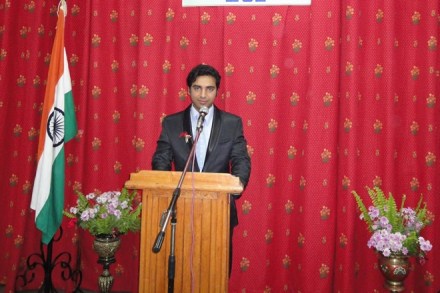 Manish Dhameja, millionaire in coins, Guinness Book of World Records, world record, APJ Abdul Kalam, Lakhimpur Kheri, Manish Dhameja creates world record, world record
