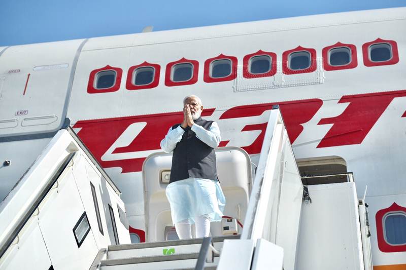 Narendra Modi, Narendra Modi visit to Germany, narendra modi in germany, Narendra Modi visit to Germany, narendra Modi, narendra Modi picture gallery, modi four nation tour, modi live, modi news, modi in germany, narendra modi news, modi images, modi germany images, modi merkel, modi russia, angela merkel, india news