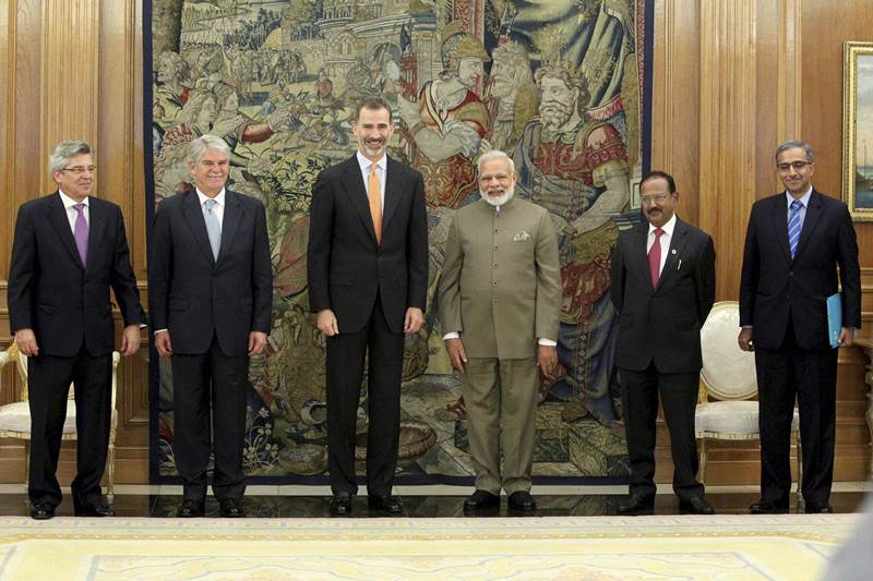 narendra modi, narendra modi in spain, spain visit, india spain, spanish president Mariano Rajoy, indian prime minister, modi, modi in spain, modi europe visit, modi four day visit, narendra modi spain visit, Mariano Rajoy, Moncloa Palace, King Felipe VI of Spain, King Felipe VI, spain india, india spain ties, spain india agreements