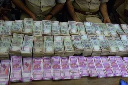 Hawala racket, Kolkata, Vizag, 9 booked, Andhra Pradesh, Navin Gulati Hawala racket, Kolkata, Vizag, 9 booked, Andhra Pradesh, Navin Gulati