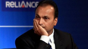 Anil Ambani, Reliance Communications Ltd, wireless operator, repay debt, $300 million, junk rated note, Hong Kong, stock sank, Fitch Ratings, Lucror Analytics, liquidity crunch