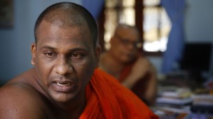Sri Lanka, Sri Lankan monk, monks against Muslims, Galagodaatte Gnanasara, Sri Lankan President Mahinda Rajapakse