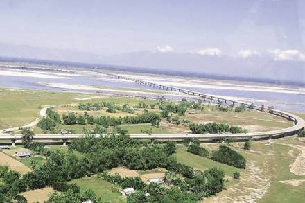 Dhola Sadiya, iconic bridges, iconic indian bridges, India's engineering marvels, engineering marvels, Mahatma Gandhi Setu, Bandra-Worli Sea Link, Godavari Bridge, Godavari Arch Bridge, Pamban Bridge, New Yamuna Bridge, Howrah Bridge Dhola Sadiya, iconic bridges, iconic indian bridges, India's engineering marvels, engineering marvels, Mahatma Gandhi Setu, Bandra-Worli Sea Link, Godavari Bridge, Godavari Arch Bridge, Pamban Bridge, New Yamuna Bridge, Howrah Bridge