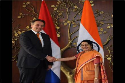 External Affairs Minister Sushma Swaraj & Mr. Bert Koenders, Foreign Minister of the Netherlands. (Image Source: Twitter) External Affairs Minister Sushma Swaraj & Mr. Bert Koenders, Foreign Minister of the Netherlands. (Image Source: Twitter)
