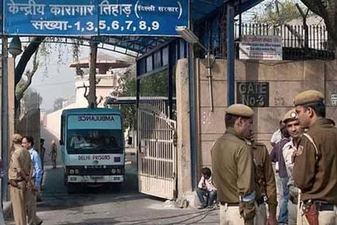 restricting lawyers, undertrial clients, Tihar Jail, Delhi High Court, Director General (Prison)