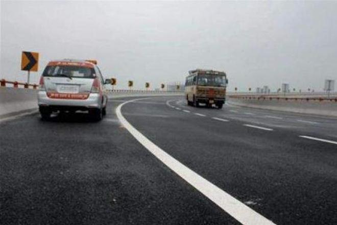 Mumbai, Congress, Mumbai-Nagpur expressway, Mege scam, RFQ, Maharashtra Samruddhi Corridor, Sanjay Nirupam, Fadnavis, BJP, Mumbai, Congress, Mumbai-Nagpur expressway, Mege scam, RFQ, Maharashtra Samruddhi Corridor, Sanjay Nirupam, Fadnavis, BJP,