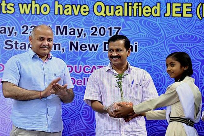 arvind kejriwal, aap, aam aadmi party, aap news, aap latest news, satyendra jain, sanjay singh, kapil mishra, kapil misra fast, aap crisis