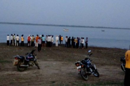 Maharashtra, Maharashtra boat capsize, boat capsize, pune boat capsize, doctors dead in ujani dam, ujani dam, pune dam, death in dam, boat capsizes in ujani dam, pune death, doctors death