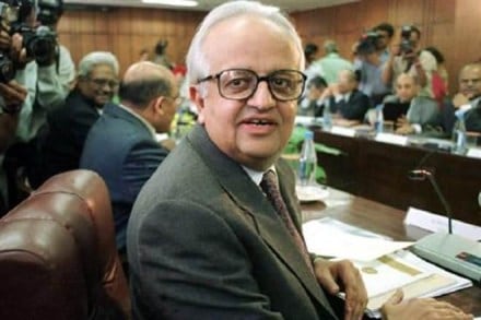 Talking about the controversial issue of taxing farm income, Jalan noted the importance of agriculture and small farms in the Indian situation. (Reuters)