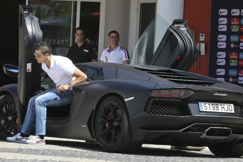 Seems the football super star is addicted to speed. Another speed machine in his garage is the Lamborghini Aventador LP 700-4 worth $ 3,18,000. (Image: shughal)
