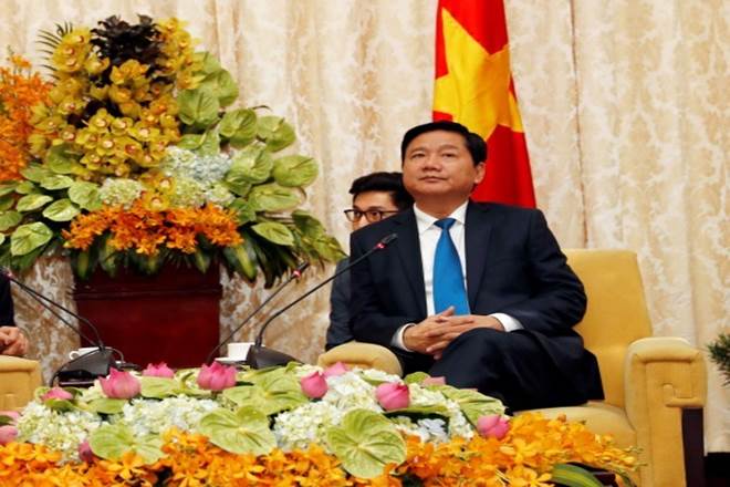Dinh La Thang, a serving member of Vietnam's 19-member Politburo -- the party's top decision-making body -- was fired over his previous stewardship of PetroVietnam, the party said in a statement. (Reuters) Dinh La Thang, a serving member of Vietnam's 19-member Politburo -- the party's top decision-making body -- was fired over his previous stewardship of PetroVietnam, the party said in a statement. (Reuters)