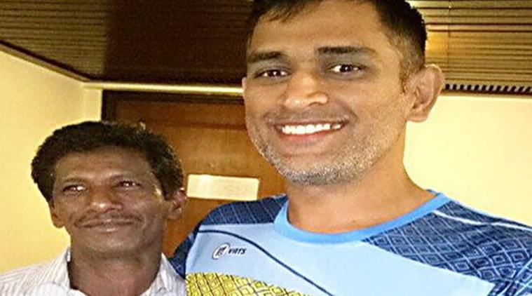 dhoni agarbatti, dhoni zed black, ms dhioni incense sticks, m s dhoni praying, mahendra singh dhoni chamoions trophy, india champions trophy, indian team champions trophy, india news, champions trophy news