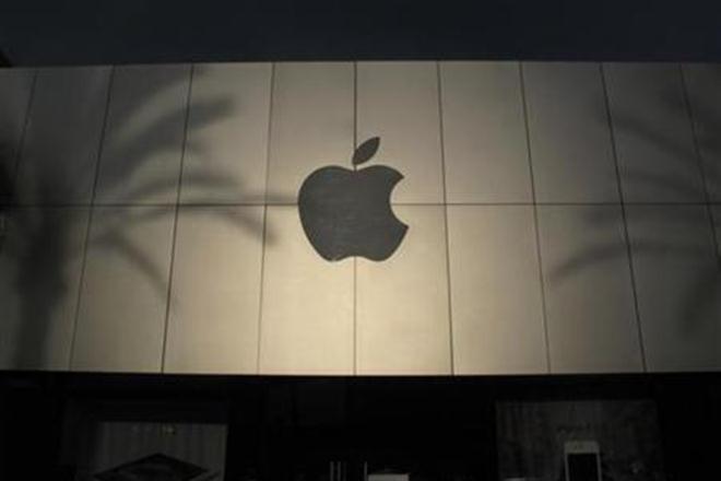 White House, Apple , Investment, Donald Trump,  Sean Spicer, 