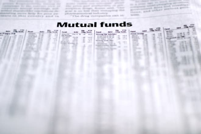 The scheme will invest in securitised debt which may be up to 25% of the net assets of the scheme. 