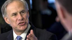 Texas, Greg Abbott, gun-safety, handgun license, Republican, journalists