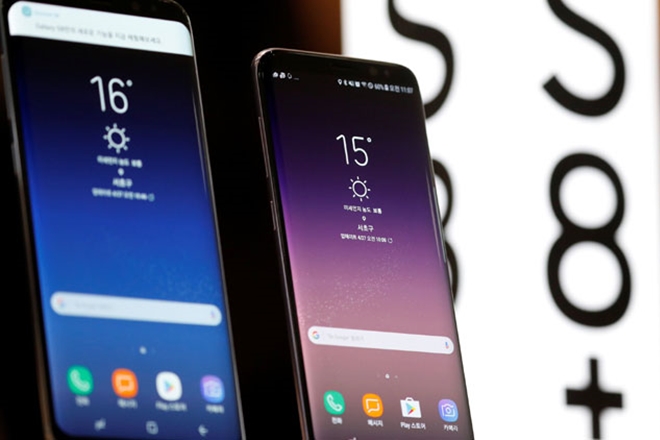 Samsung Electronics is investigating claims by a German hacking group that it fooled the iris recognition system of the new flagship Galaxy S8 device. (Reuters)