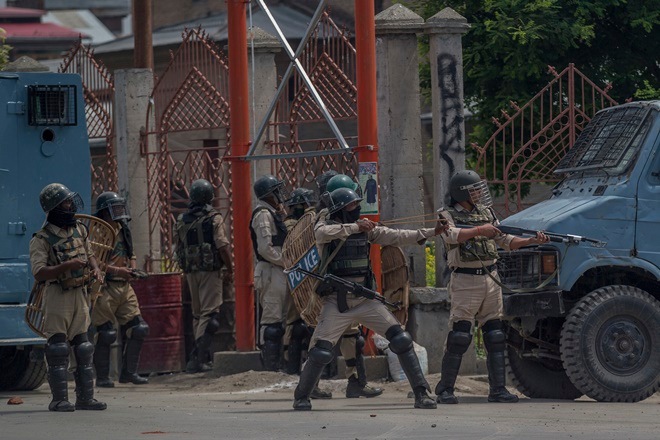 pakistan army, indian army, indian army naushera attack, india destroys pakistan posts, pakistan army lies, soldiers beheading, jammu and kashmir