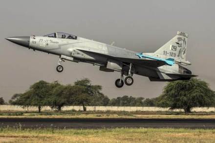 Pakistan, China, airborne radar, Du Kaiyuan, JF-17 fighter, air-to-air missiles, China's airborne radar system Pakistan, China, airborne radar, Du Kaiyuan, JF-17 fighter, air-to-air missiles, China's airborne radar system