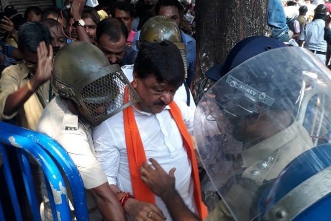 Kailash Vijayvargia, Dilip Gosh, Kailash Vijayvargia arrested, Dilip Gosh arrested, bjp, kolkata, west bengal, bjp west bengal protest, mamata banerjee, protest against mamata banerjee, bharatiya janata party, india news, latest news