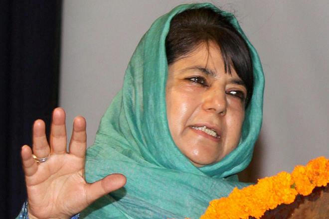 Mehbooba Mufti,  Mehbooba Mufti pays tribute , Soldiers Killed, Jammu and Kashmir Chief Minister, Srinagar-Jammu national highway Mehbooba Mufti,  Mehbooba Mufti pays tribute , Soldiers Killed, Jammu and Kashmir Chief Minister, Srinagar-Jammu national highway