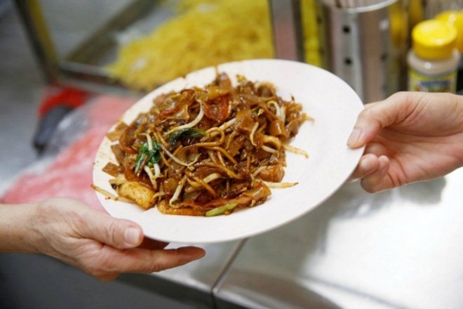 Instant noodles contain saturated fats which, if consumed excessively or regularly, can raise the cholesterol level in the blood, which in turn can increase the risk of heart disease and Type 2 diabetes. (Representational Image- Reuters) Instant noodles contain saturated fats which, if consumed excessively or regularly, can raise the cholesterol level in the blood, which in turn can increase the risk of heart disease and Type 2 diabetes. (Representational Image- Reuters)