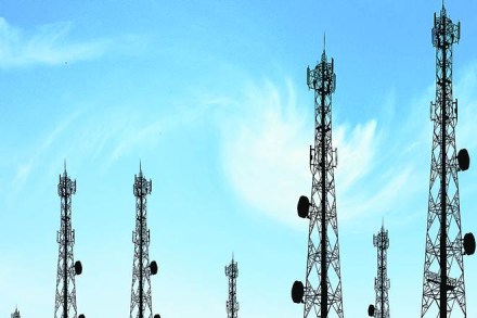 Reported data segment Ebitda at Rs 19 bn fell 2% q-o-q, 7% y-o-y and was impacted by completion of sale of data centre, demonetisation and access facilitation agreement. Reported data segment Ebitda at Rs 19 bn fell 2% q-o-q, 7% y-o-y and was impacted by completion of sale of data centre, demonetisation and access facilitation agreement.