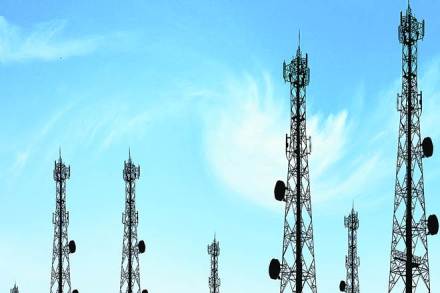 Reported data segment Ebitda at Rs 19 bn fell 2% q-o-q, 7% y-o-y and was impacted by completion of sale of data centre, demonetisation and access facilitation agreement.