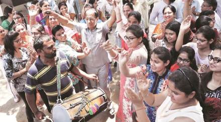 PSEB, pseb 10th, pseb 10th result, pseb 10th result 2017, pseb.ac.in, pseb 12th, pseb 12th result, pseb 12th result 2017, punjab school education board, pseb chairman, pseb result 2017 pseb chairman Balbir Singh Dhol, punjab results, pubjab school performance, pubjab news, education news
