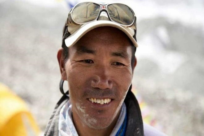  Kami Rita Sherpa, nepa, Mount Everest, nepalese to climb everest, climbers of everest, Alpine Ascents Everest Expedition, summits on Mt Everest, worlds tallest peak