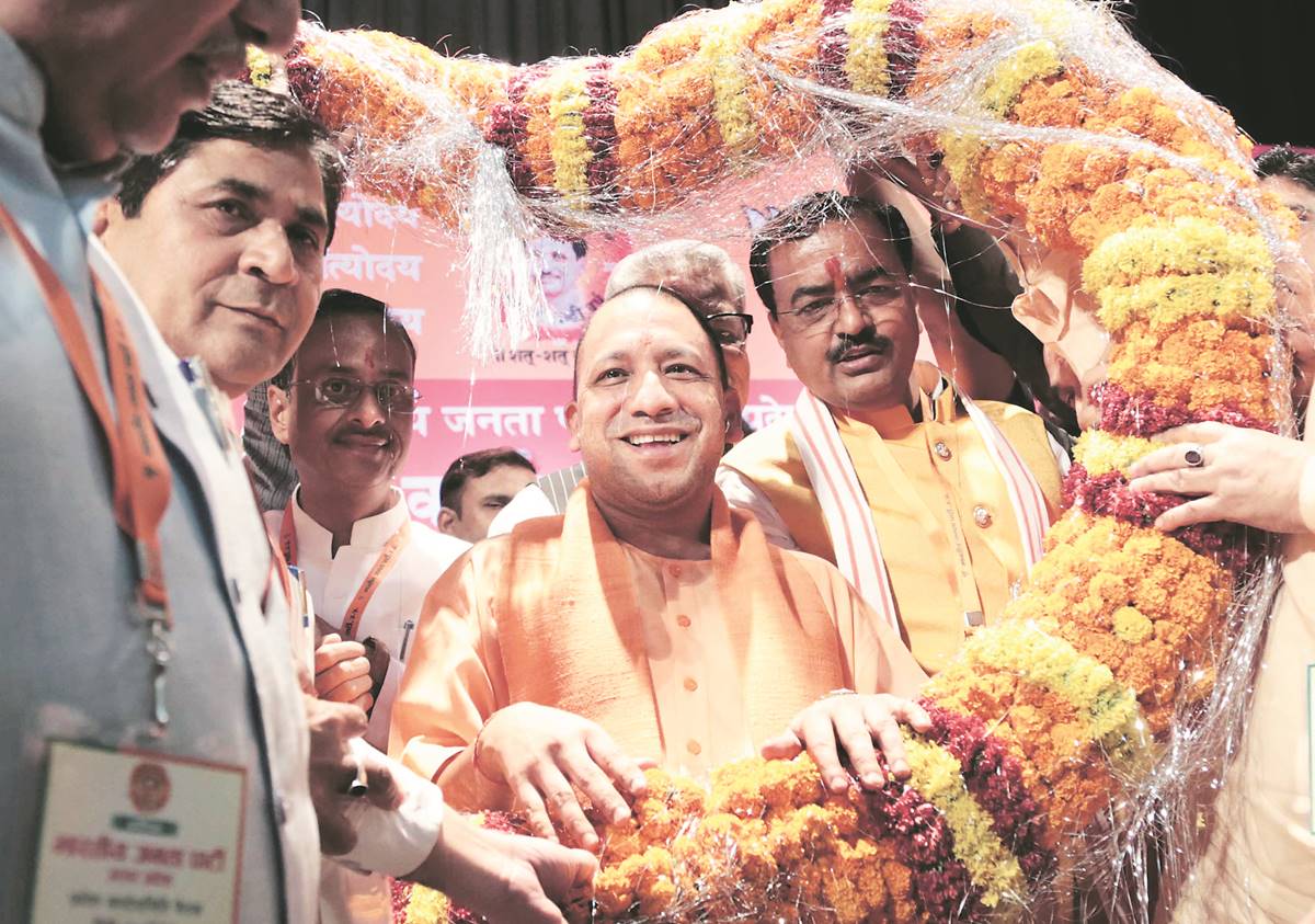 Uttar Pradesh CM Yogi Adityanath orders BJP workers to change mindset ...