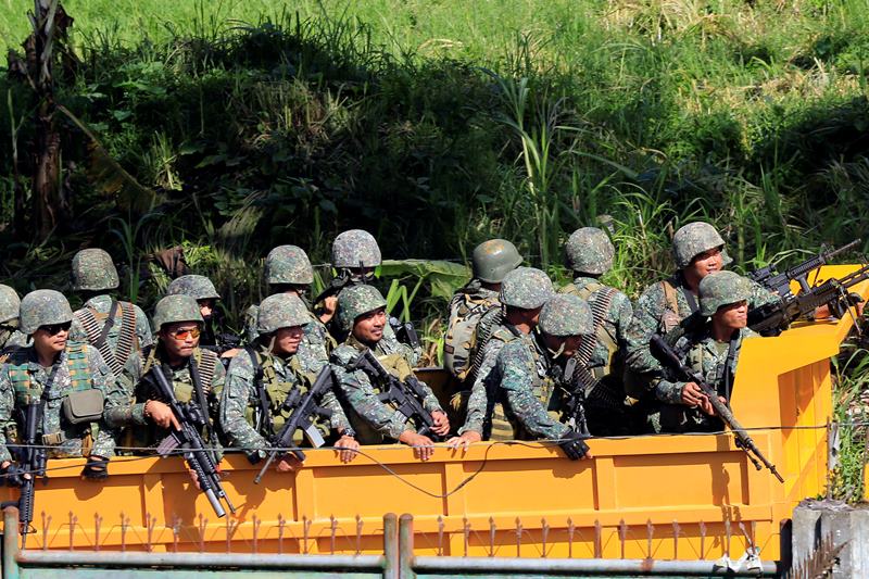 ISIS, Marawi City, Philippines, molotov cocktails, no-donate-link, Philippines, President Rodrigo Duterte, sniper fire, Hapilon Isnilon, United States Defense and Military Forces, Islamic State in Iraq and Syria, Abu Sayyaf, Isnilon Hapilon, US Military, ISIS, ISIL, Islamic State