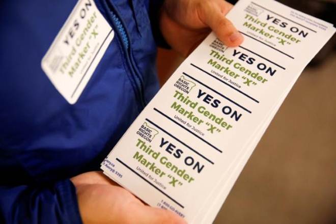 Oregon, Male, female, X, Oregon adds, third option, third option to driver, driver's licenses, Oregon adds third option, civil rights, transgender advocates, legal recognition