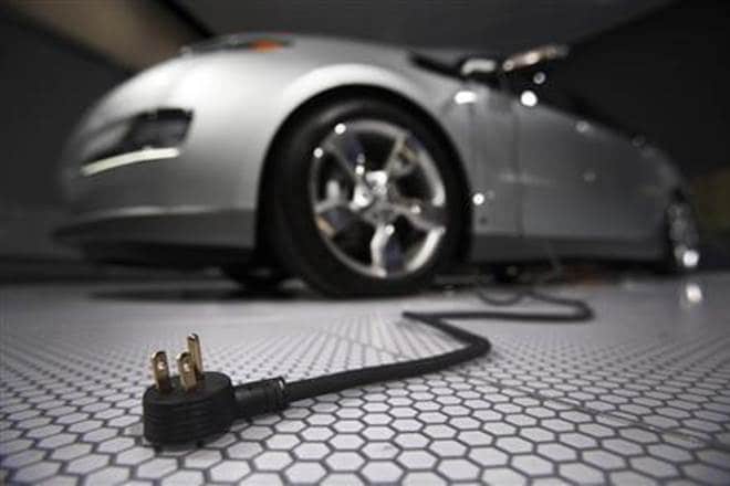 electric vehicles, Number of electric vehicles, electric vehicles on roads, 2 million globally, International Energy Agency, hybrid electric, fuel cell electric passenger, light-duty vehicles, IEA