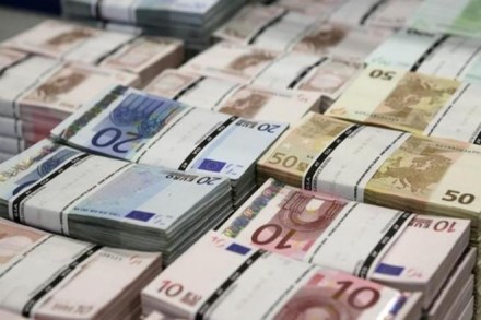 End of easy money? Euro surges, bond yields advance