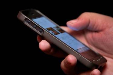 Data per person in India, data usage per person India, Data traffic per smartphone in India, smartphone trend in India, smartphones in India, data traffic per smartphone
