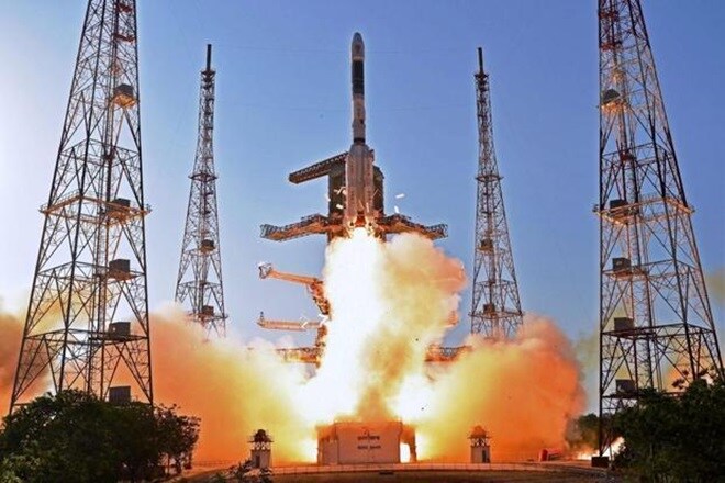 GSLV MK 3 rocket launch, ISRO, GSAT 19,  NASA ISRO, united states, Indian space agency, Moon mission