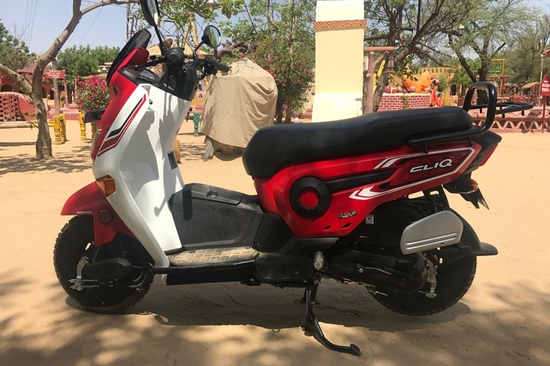 The new Honda Cliq has a wide, spacious and flat foot-board that makes it convenient to carry luggage and offers more legroom. It also has an under-seat storage and a rear carrier for carrying extra luggage. The tyres of the Cliq have a special block pattern, which is claimed to be the first in industry and provides extra grip on uneven and rough roads. This will come in handy, particularly in the rural areas, where road quality is often poor.
